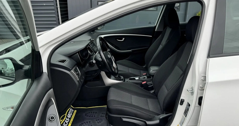Hyundai I30 cena 34900 przebieg: 149000, rok produkcji 2014 z Praszka małe 742